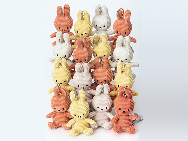 Miffy Plushies by BON TOYS Release in Japan-Exclusive New Colours | MOSHI MOSHI NIPPON | もしもしにっぽん